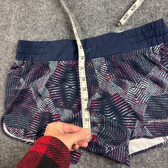 PATAGONIA Womens Nine Trails Running Shorts Navy Blue Geometric Pattern - Medium - Picture 6 of 9